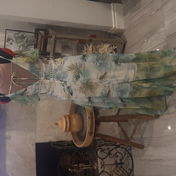 Guess long chiffon ruffled dress - Picture 4 of 8